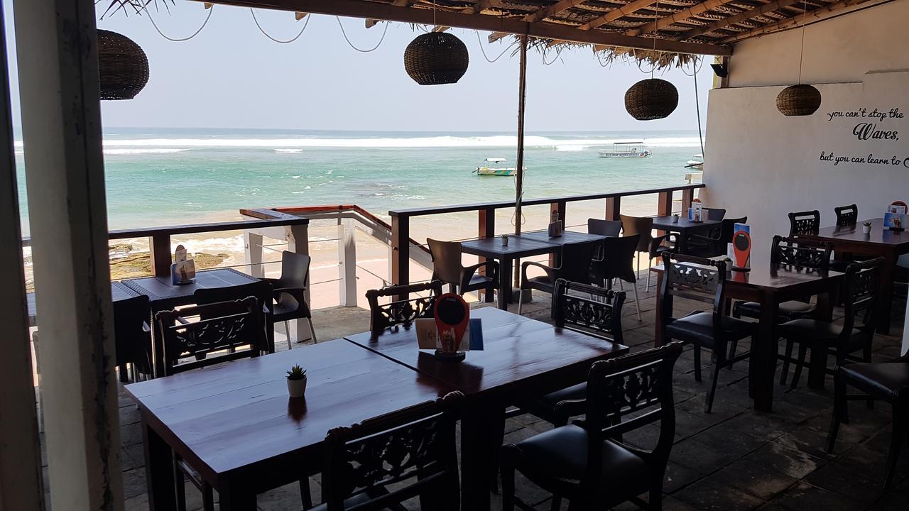 Coral Seas Beach Hikkaduwa Eksteriør bilde