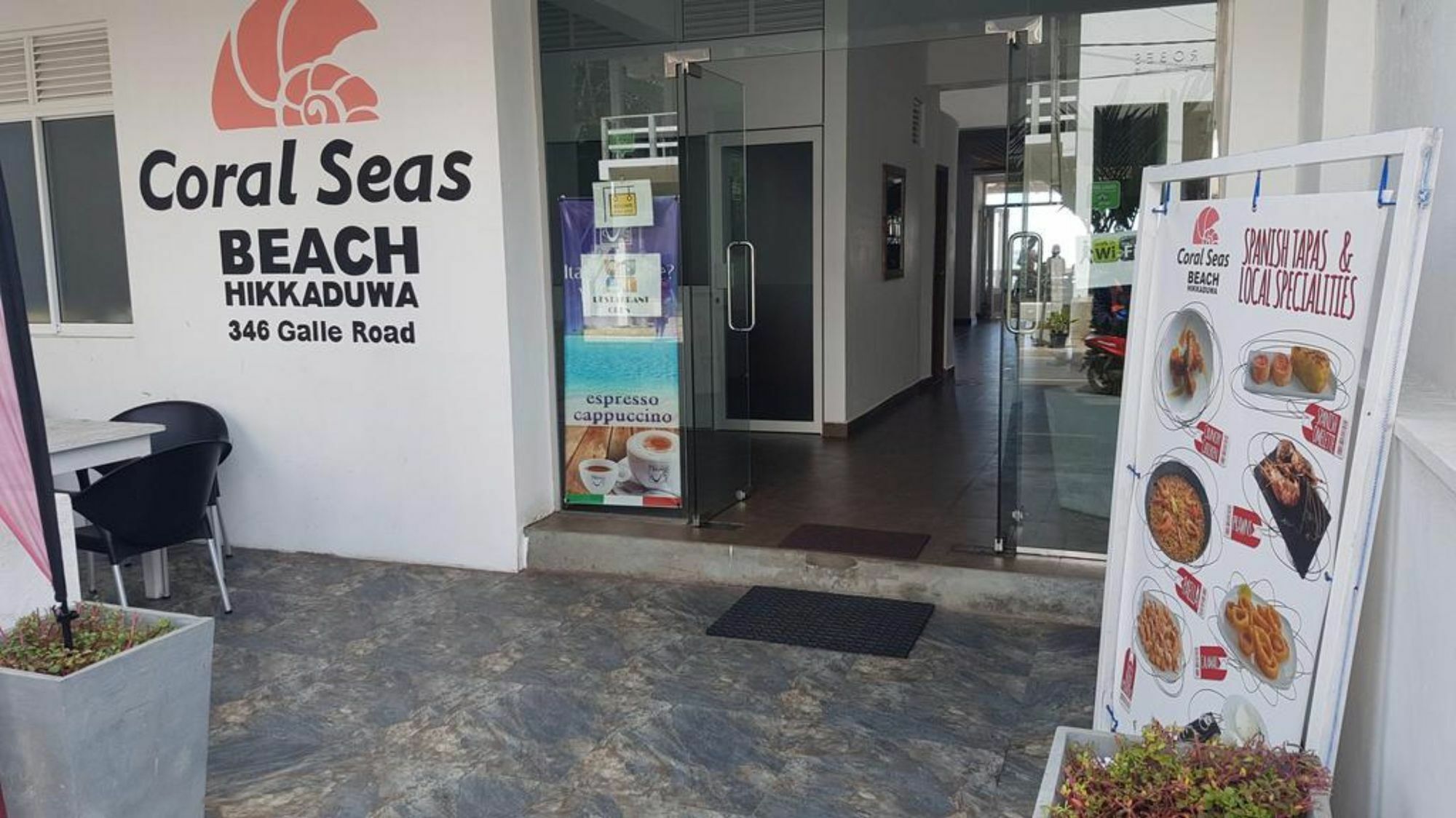 Coral Seas Beach Hikkaduwa Eksteriør bilde